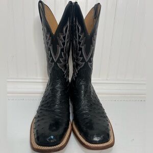 Rodeo time !! Men’s square toe Lucchese boots size 10 ostrich